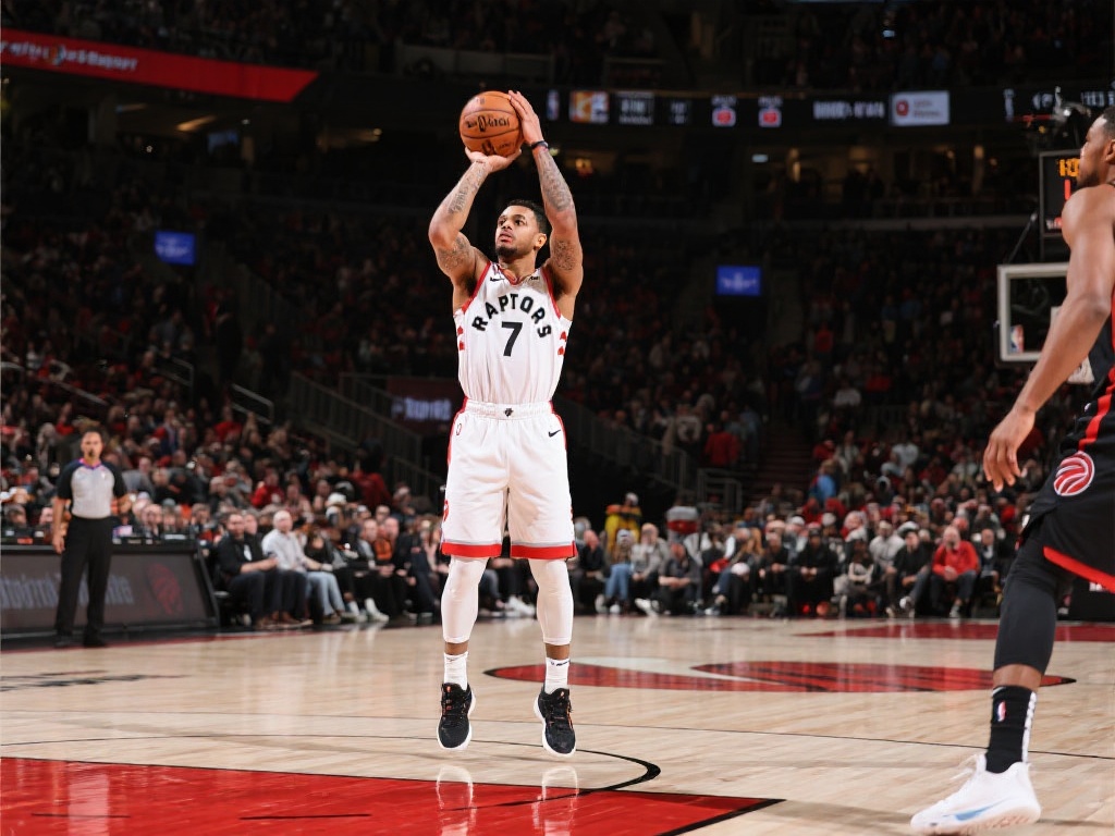 击剑男子花剑团体金牌赛：香港对阵福建激烈争夺冠军